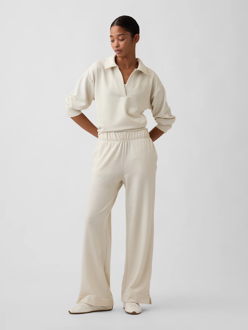 GAP Cream Two-Piece Lounge Set - Pullover Top & Elastic Waist Pants